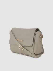 BELLADAMA Alison Solid Medium Sling Handbag